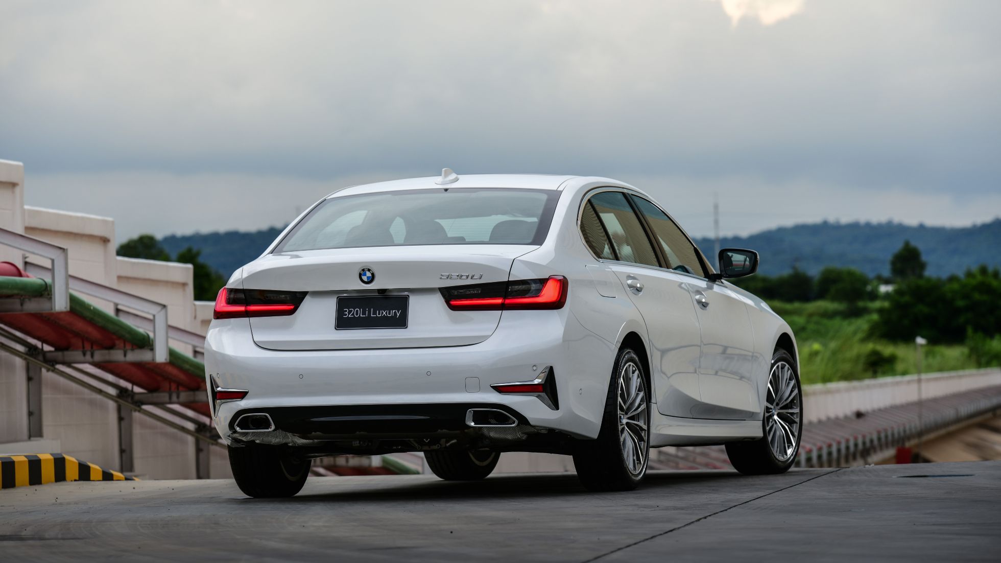 BMW 320Li Gran Sedan BMW 320Li Gran Sedan